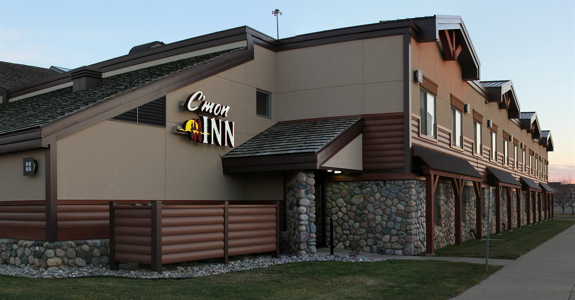 C'Mon Inn & Suites Fargo Exterior foto