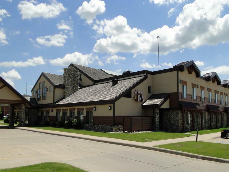 C'Mon Inn & Suites Fargo Exterior foto