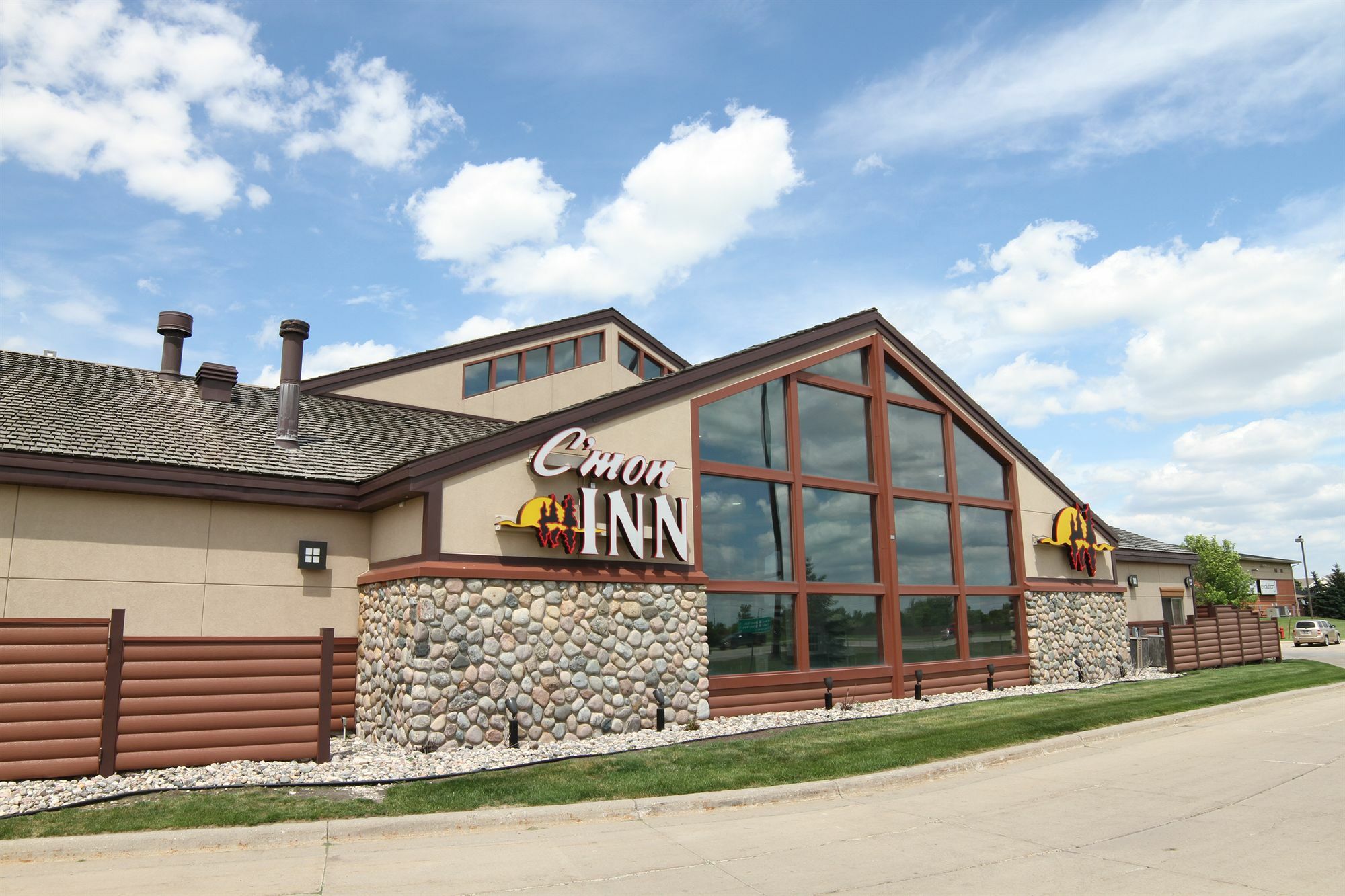 C'Mon Inn & Suites Fargo Exterior foto